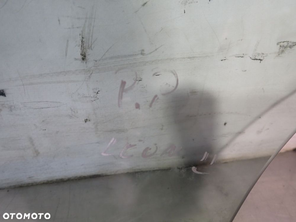 SZYBA BOCZNA PRAWA PRZEDNIA DRZWI SEAT LEON II - 4