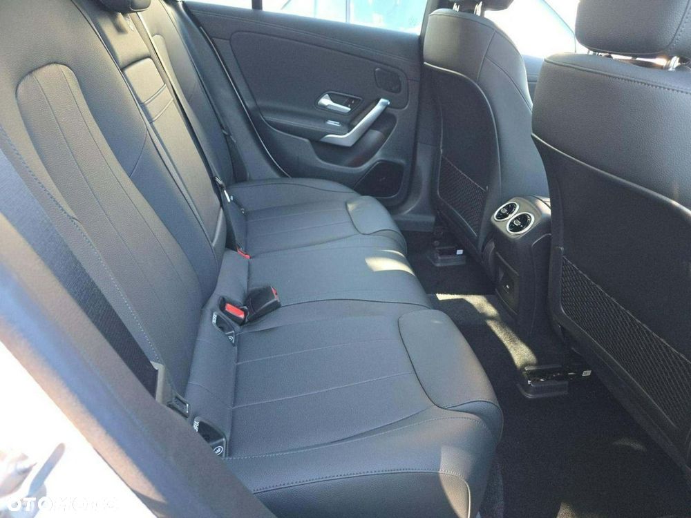 Mercedes-Benz CLA 250 4Matic 8G-DCT Edition AMG Line - 7