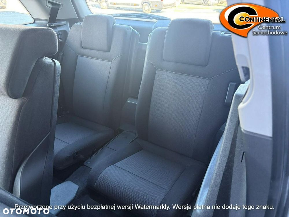 Opel Zafira - 10