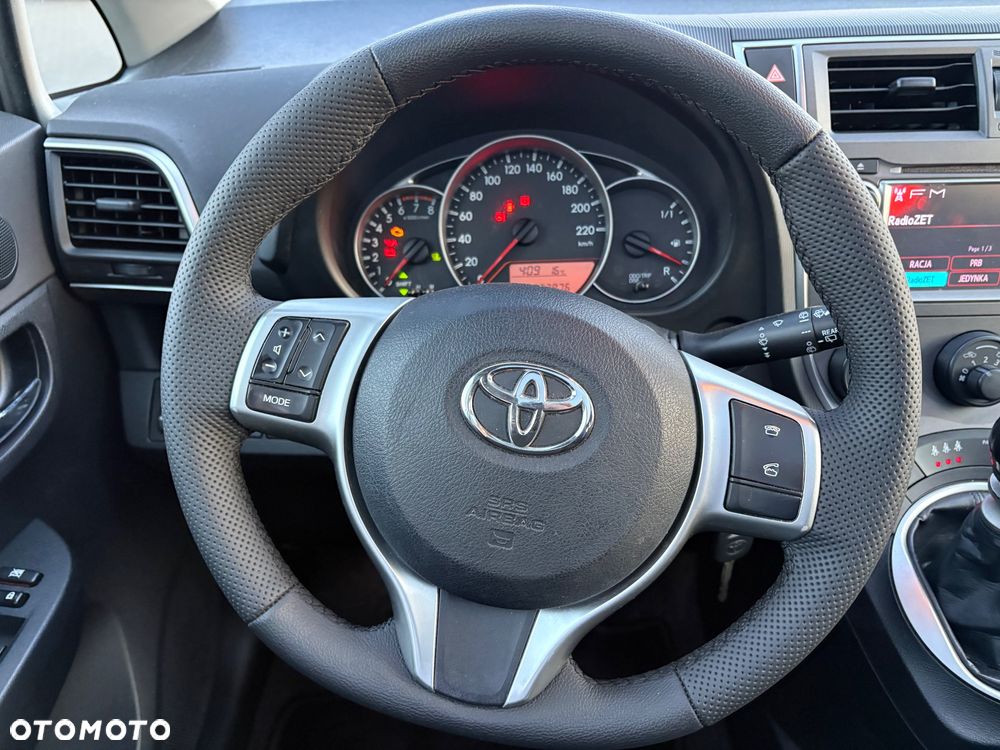 Toyota Verso S 1.33 Premium - 18