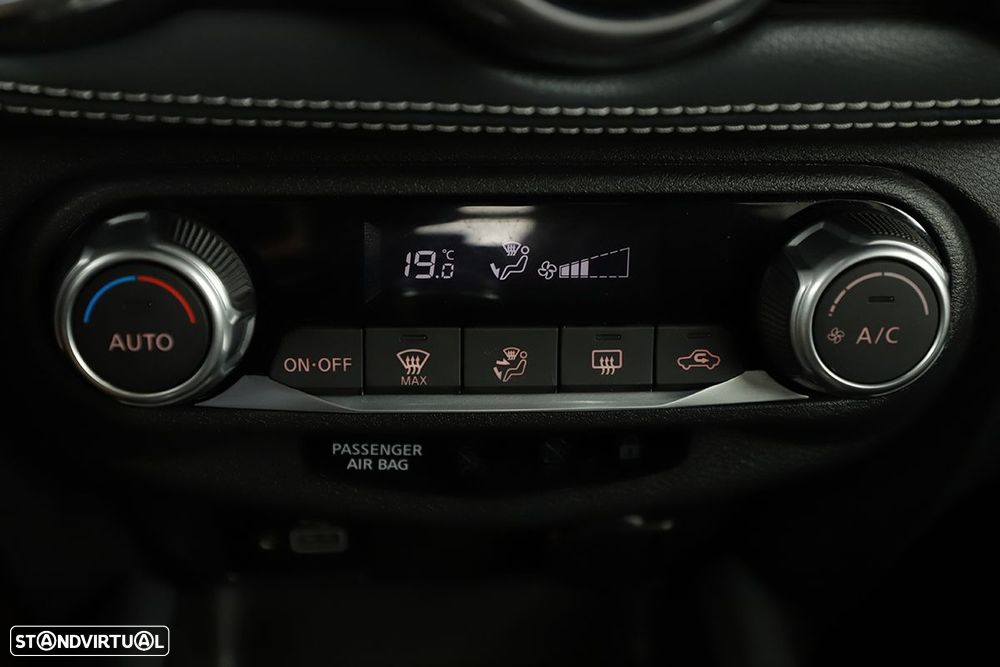 Nissan Juke 1.0 DIG-T N-Connecta - 12