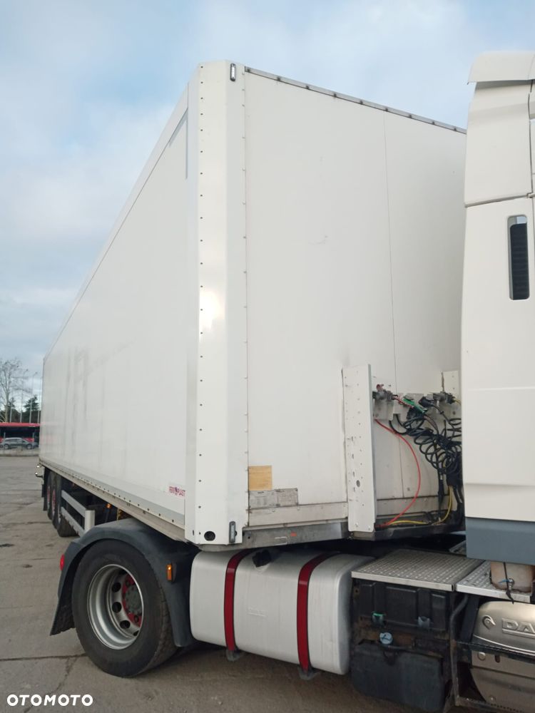 Schmitz Cargobull SKO - 2