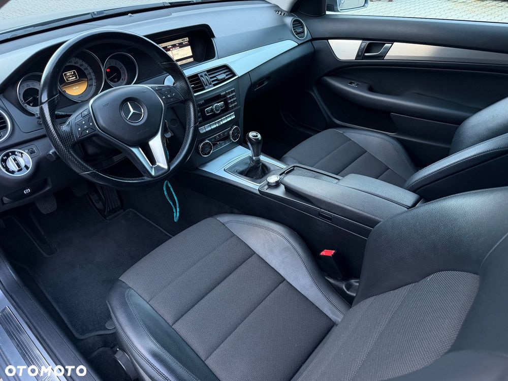 Mercedes-Benz Klasa C 180 BlueEFFICIENCY - 15