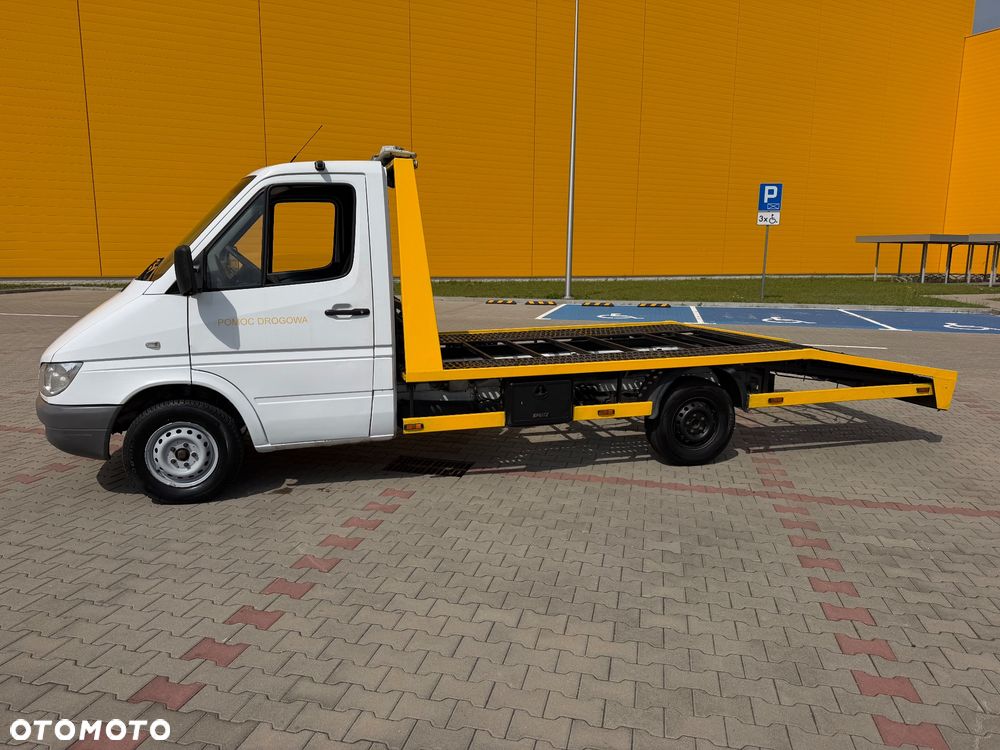 Mercedes-Benz Sprinter - 3