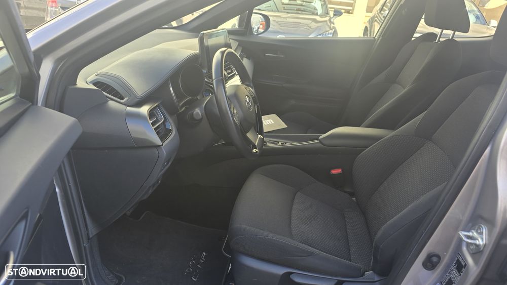 Toyota C-HR 1.8 HSD Comfort+P.Style - 17