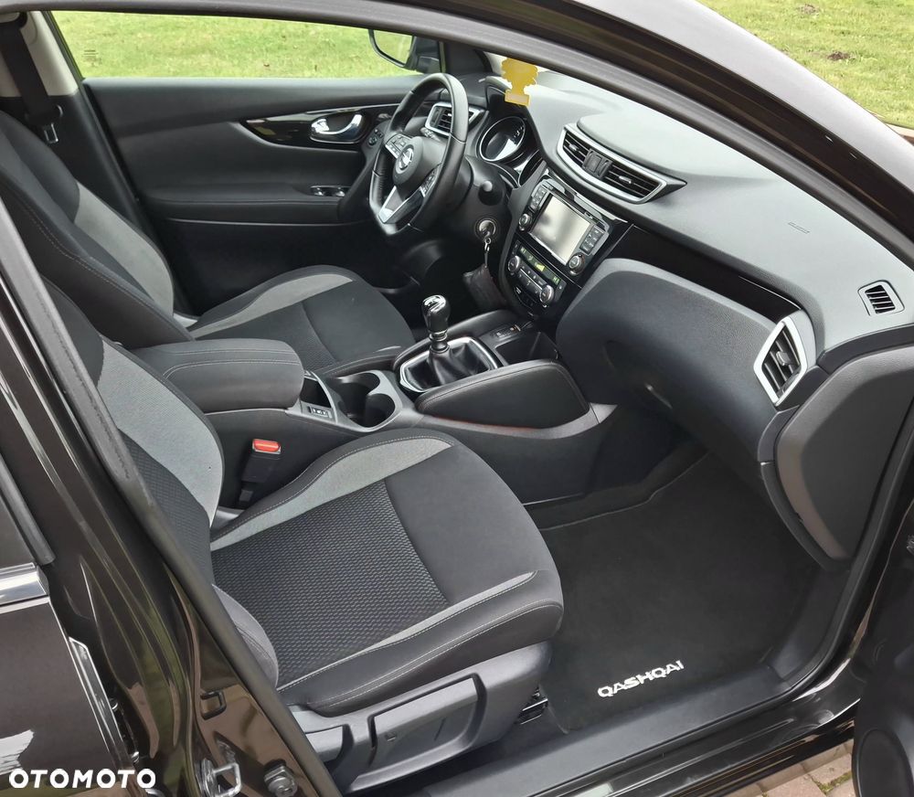 Nissan Qashqai 1.6 DIG-T Tekna - 29