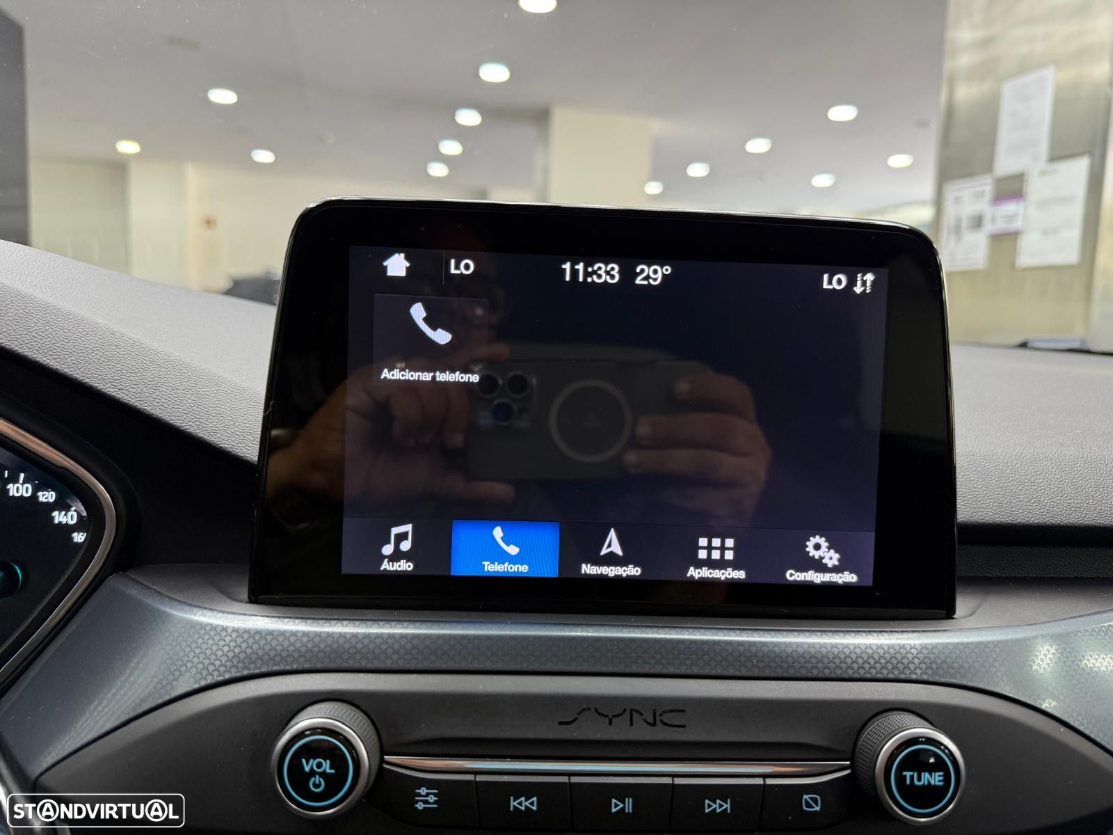 Ford Focus 1.0 EcoBoost Titanium - 26