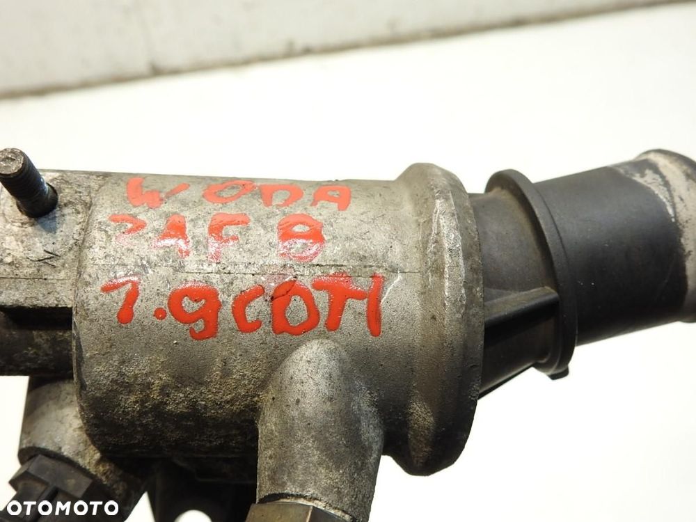 OBUDOWA TERMOSTATU OPEL ZAFIRA B 1.9 CDTI 55202510 - 3