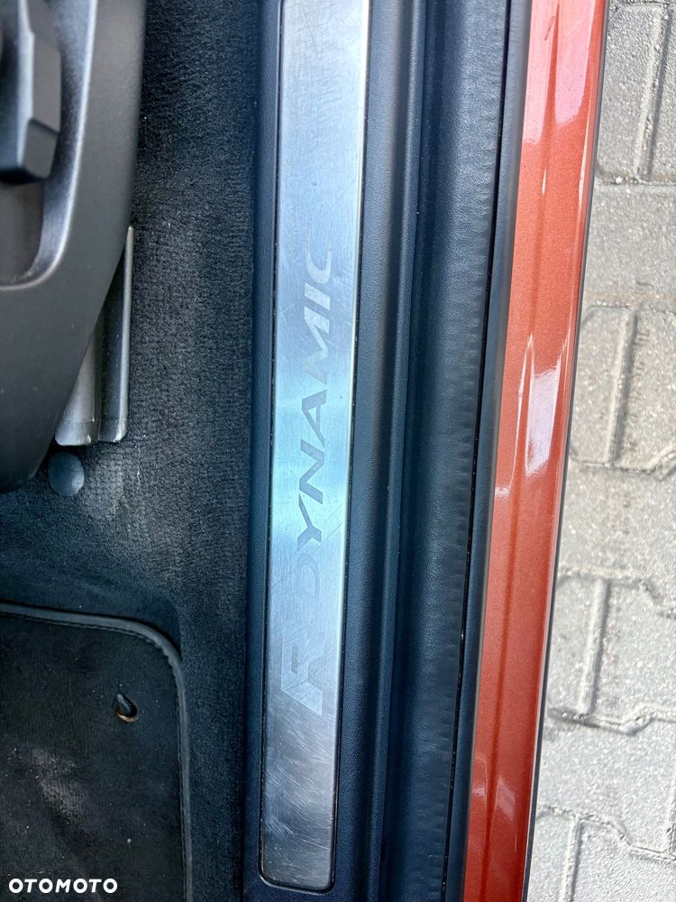 Land Rover Discovery Sport 2.0 D180 R-Dynamic - 30