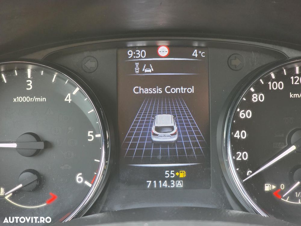 Nissan Qashqai 1.5 DCI N-Connecta - 27