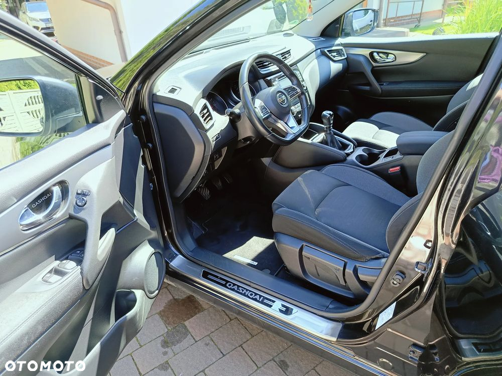 Nissan Qashqai 1.2 DIG-T N-Connecta - 10