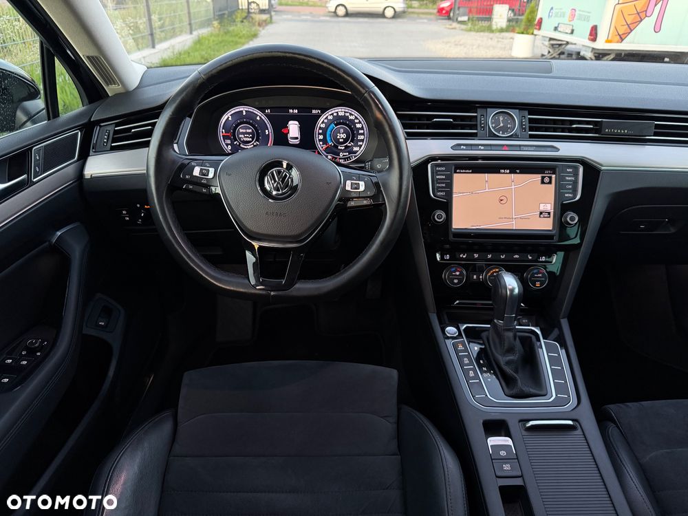 Volkswagen Passat 2.0 TDI Bi-Turbo BMT 4Mot Highline DSG - 18