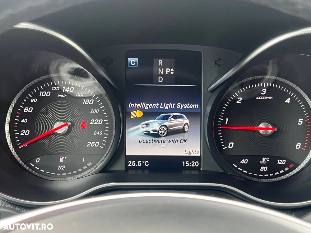 Mercedes-Benz GLC 250 d 4MATIC - 26