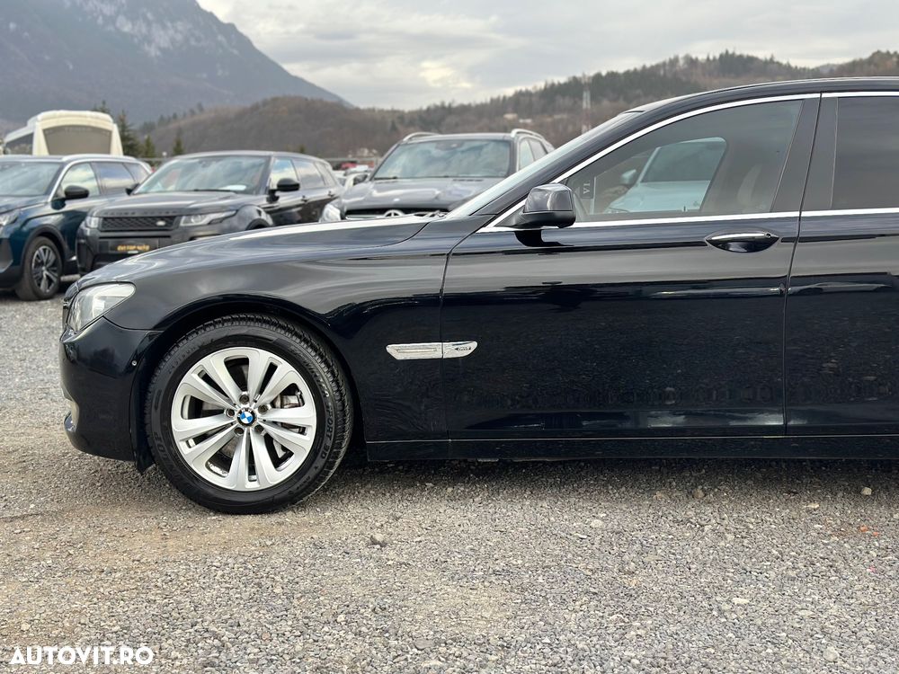 BMW Seria 7 740d xDrive - 26