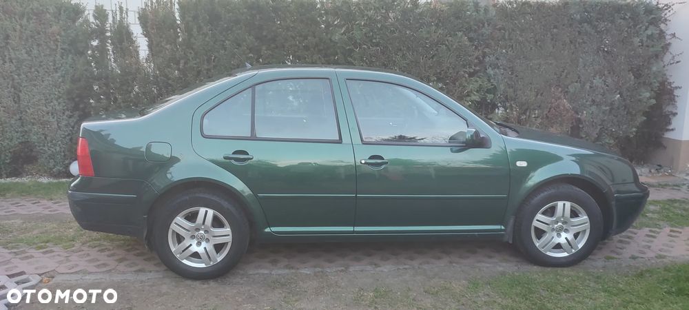 Volkswagen Bora 1.6 Comfortline - 6