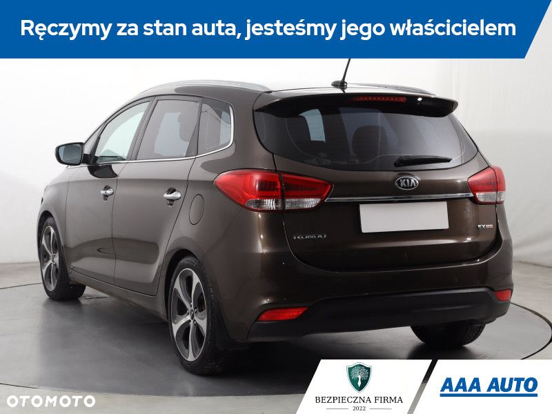 Kia Carens - 5