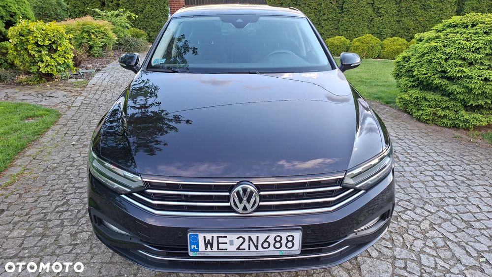 Volkswagen Passat 2.0 TDI EVO Business DSG - 2