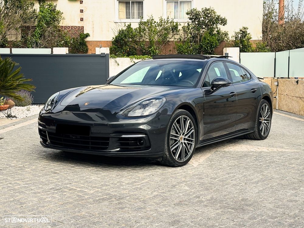 Porsche Panamera 4 S - 6
