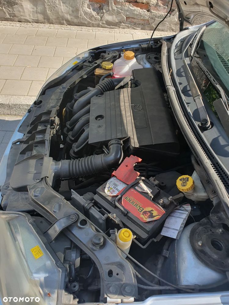 Mazda 2 - 2