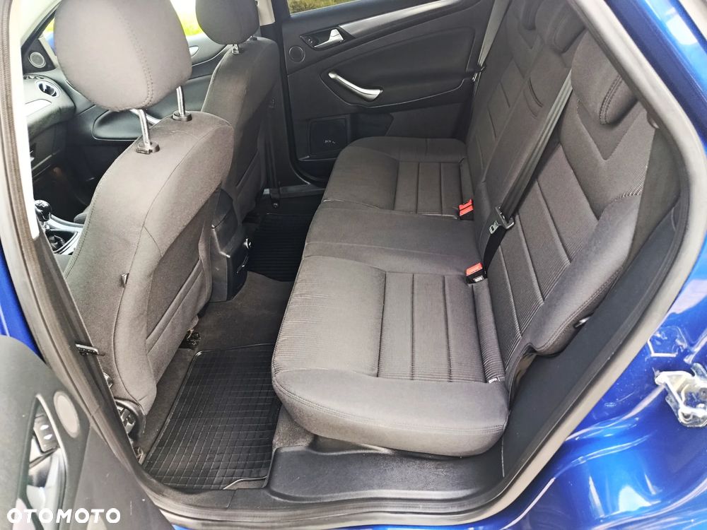Ford Mondeo 2.0 TDCi Titanium - 24