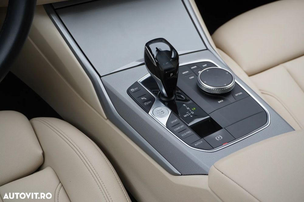 BMW Seria 3 318d Aut. Advantage - 21
