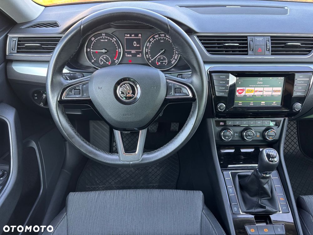 Skoda Superb 2.0 TDI 4x4 Ambition - 12
