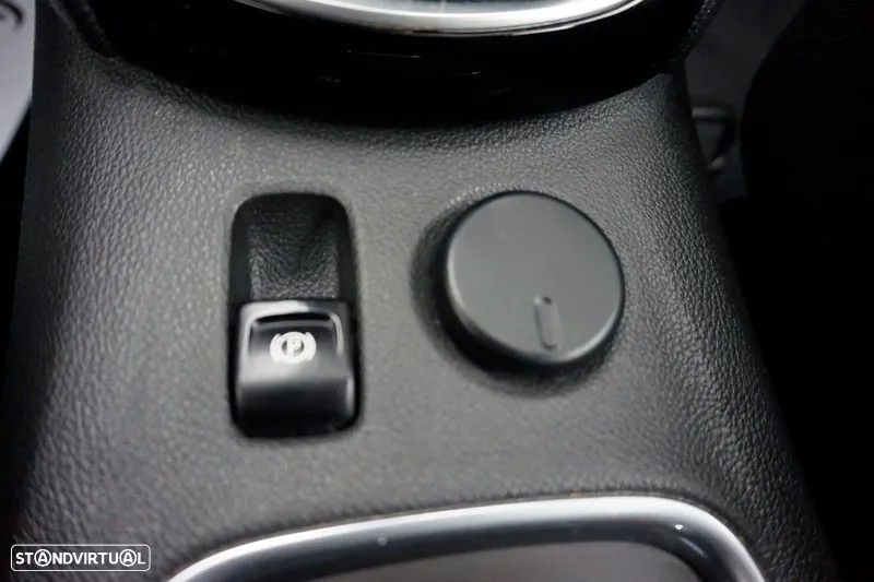 Opel Astra 1.2 Turbo Elegance - 28