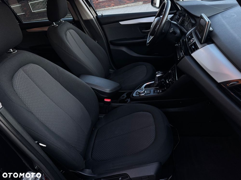 BMW Seria 2 216d GT Sport Line - 18