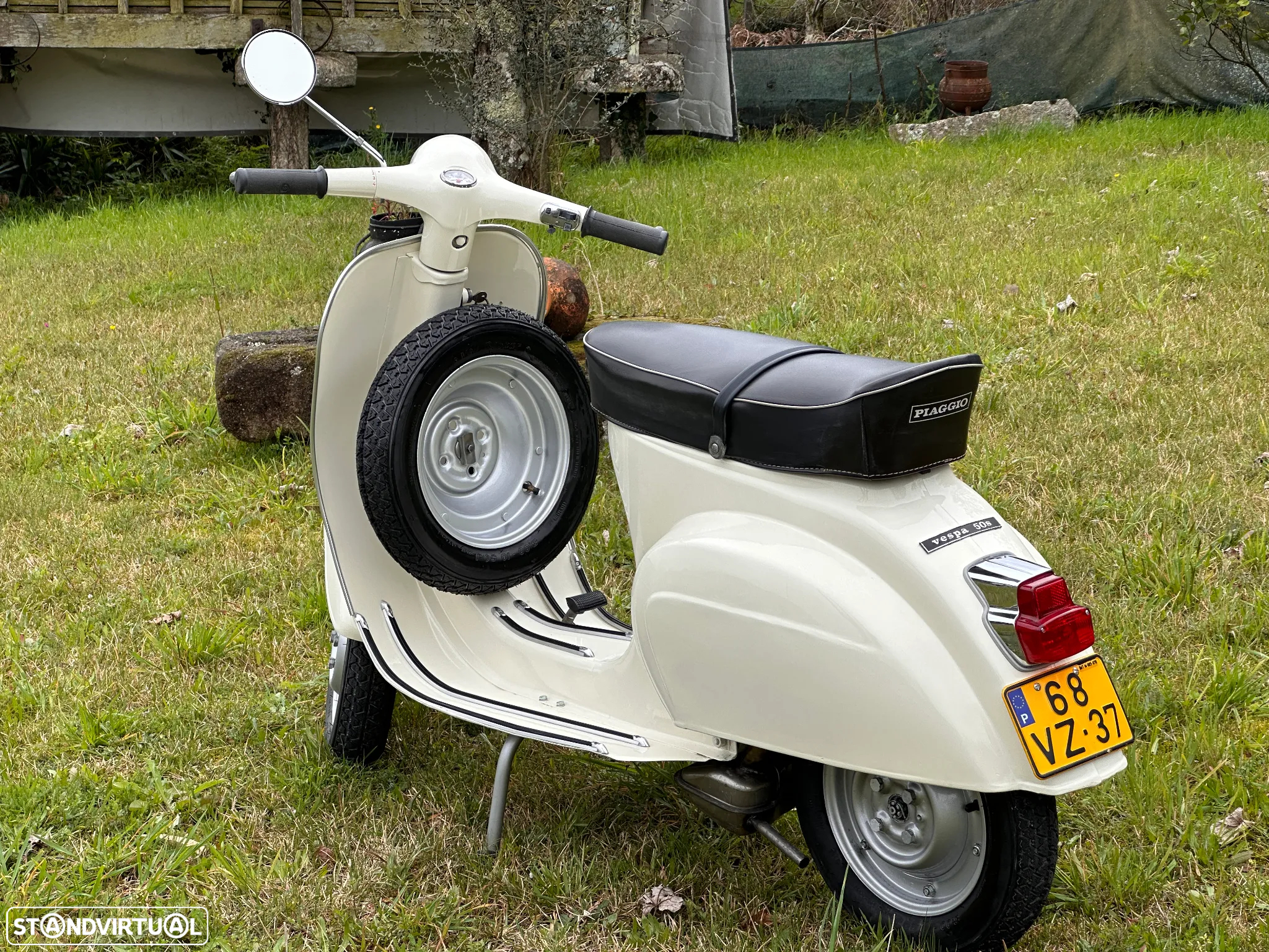 Vespa 50 S Restaurada - 14