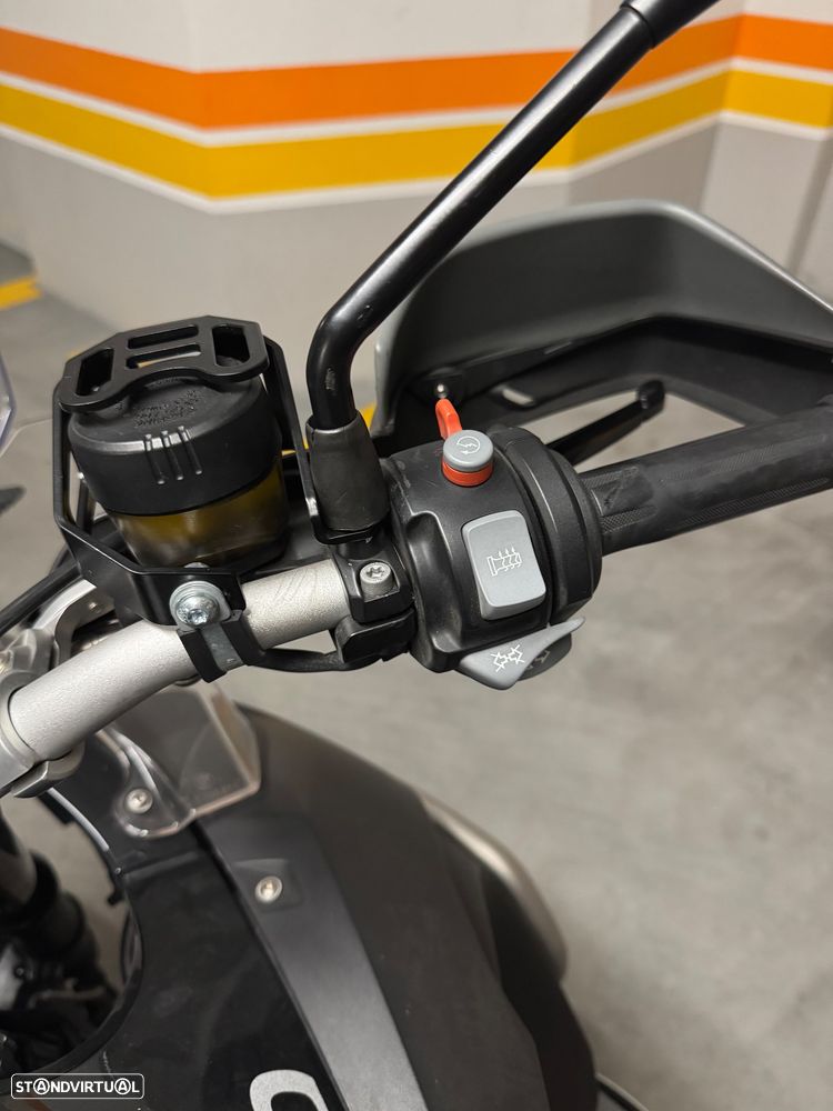 BMW R 1200 GS Adventure Triple Black - 10