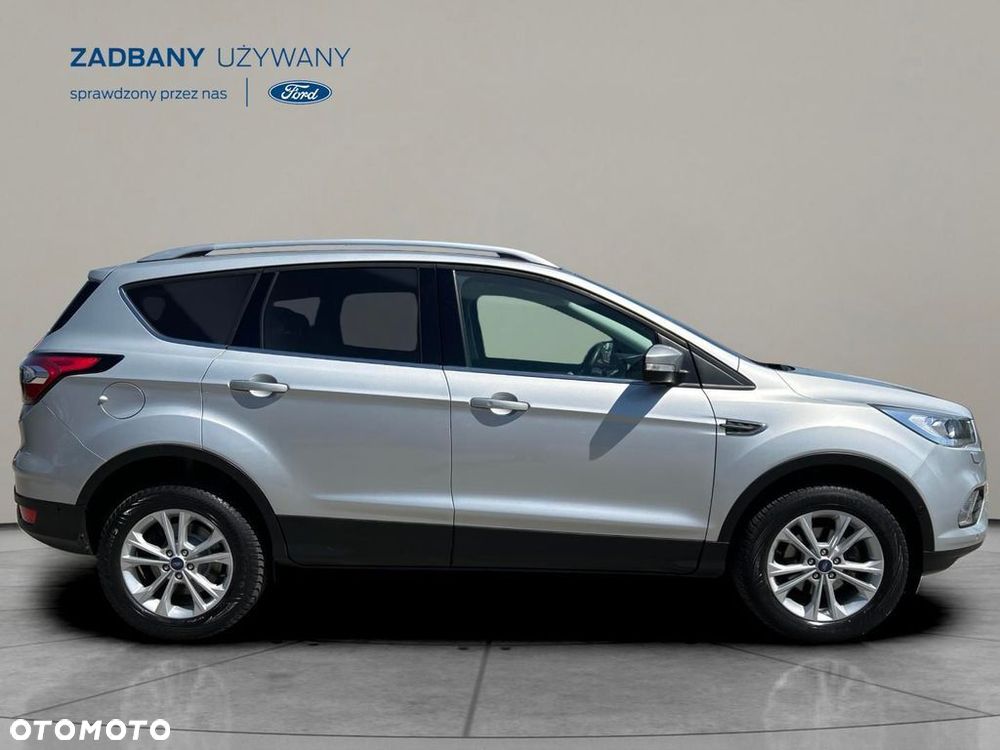 Ford Kuga - 4