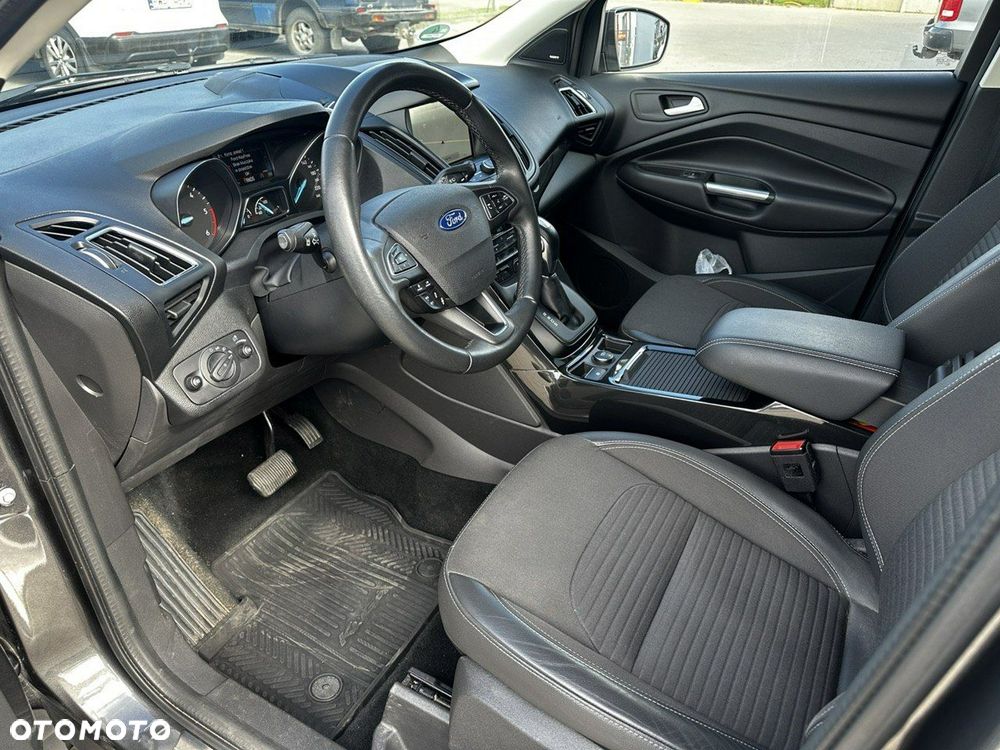 Ford Kuga 2.0 TDCi 4x4 Titanium - 21