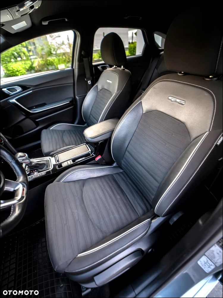 Kia ProCeed - 34
