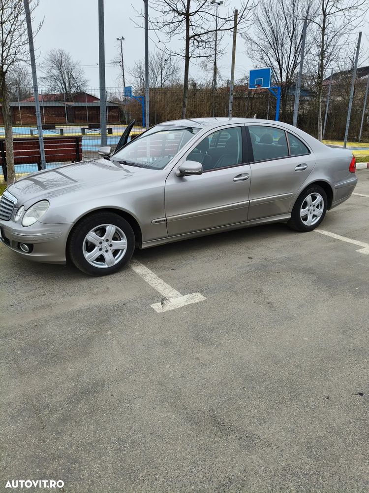 Mercedes-Benz E - 6