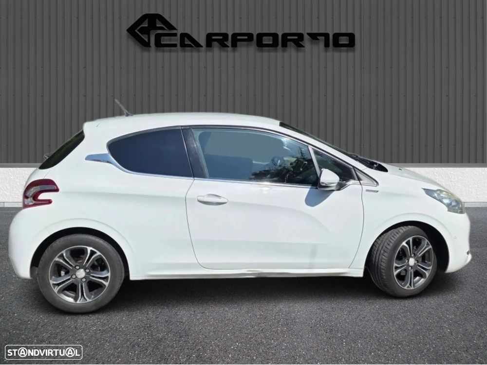 Peugeot 208 1.6 e-HDi Ice Velvet - 3