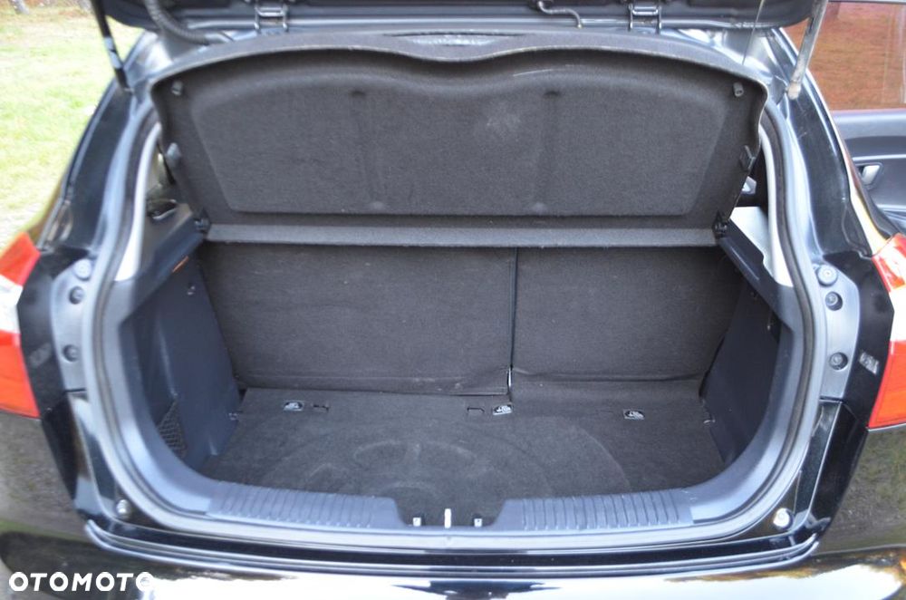 Kia Rio - 35