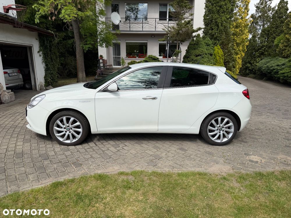 Alfa Romeo Giulietta 1.6 JTDM Distinctive - 15