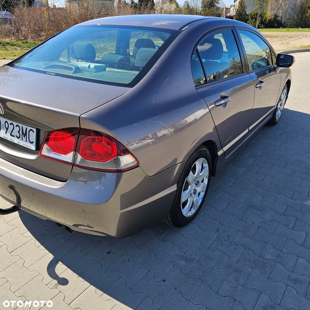 Honda Civic 1.8 Comfort - 4