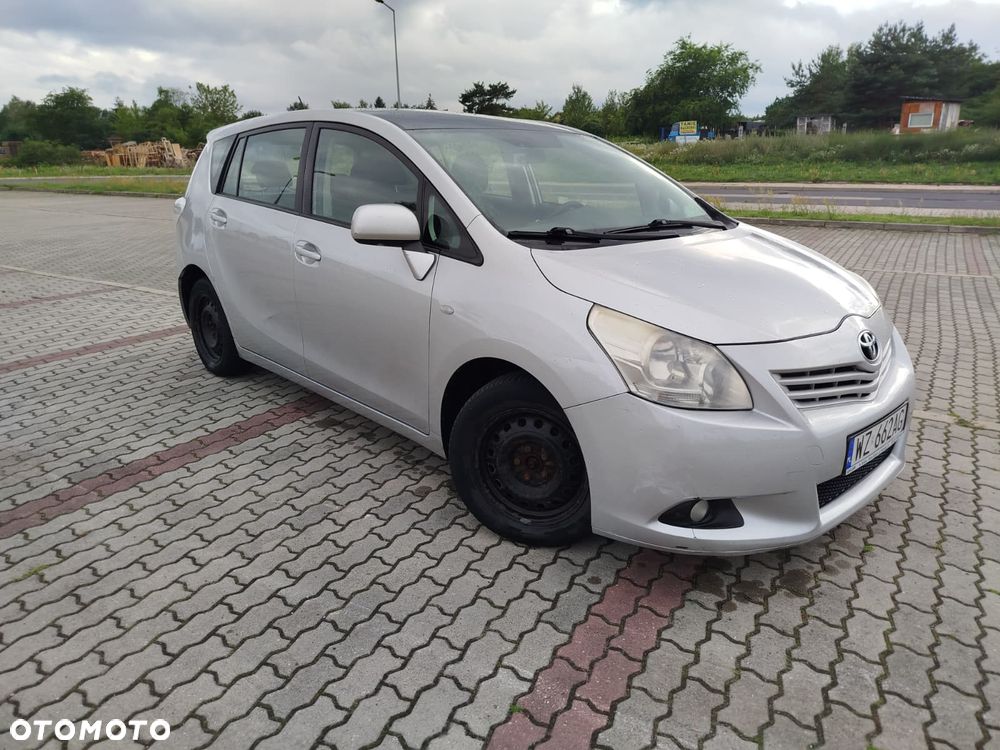 Toyota Verso 2.0 D-4D 2010 7os - 1
