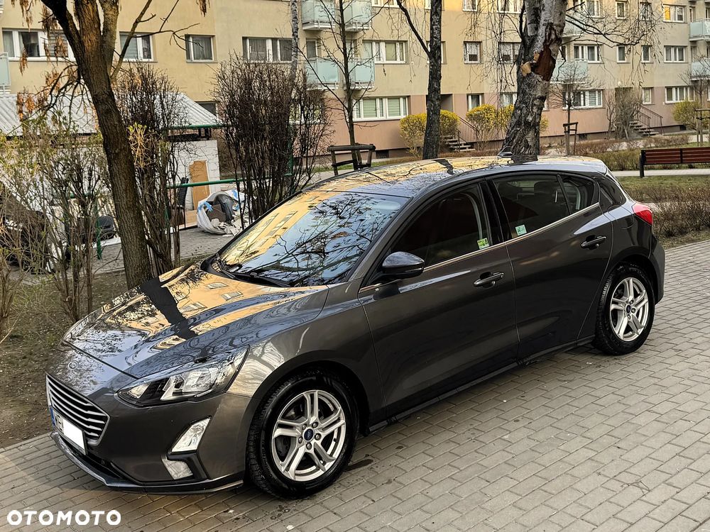 Ford Focus 1.0 EcoBoost Trend Edition - 16