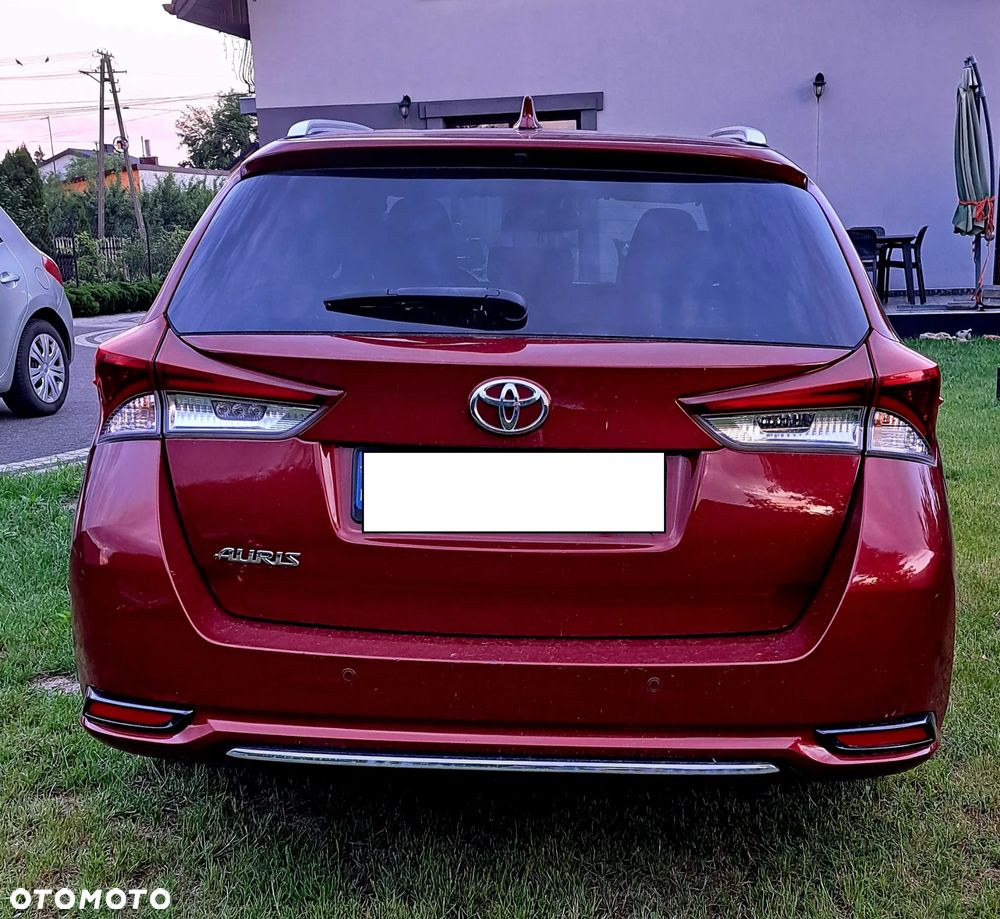 Toyota Auris 1.6 D-4D Dynamic - 4