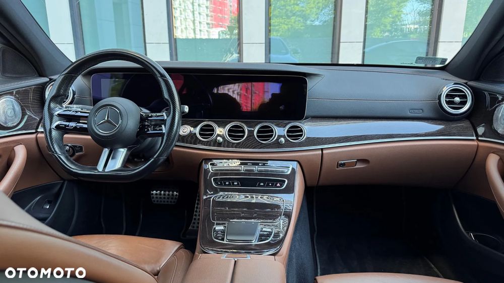 Mercedes-Benz Klasa E 220 d 4-Matic AMG - 8