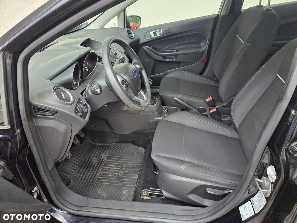 Ford Fiesta - 8