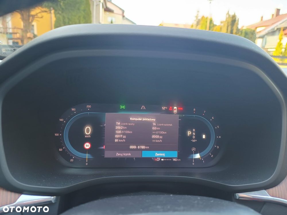 Volvo XC 60 B5 B AWD Plus Dark - 39