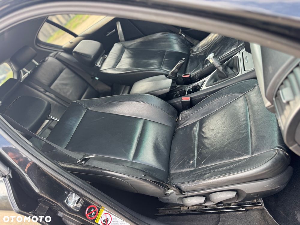 BMW Seria 1 120d DPF - 22