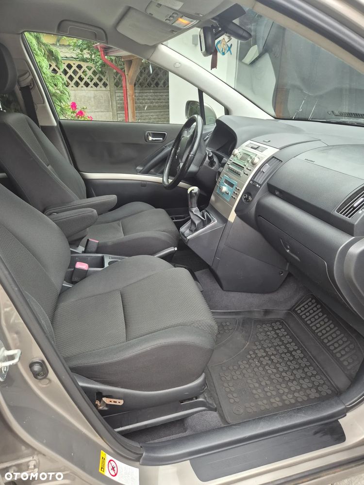 Toyota Corolla Verso 2.0 D-4D - 13