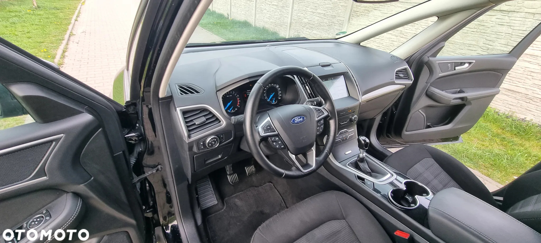 Ford Galaxy 1.5 EcoBoost Titanium - 28