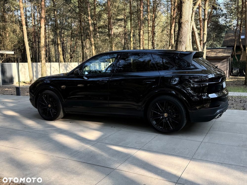 Porsche Cayenne Standard - 2