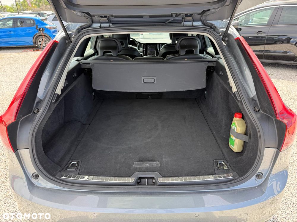 Volvo V90 D3 Momentum - 22