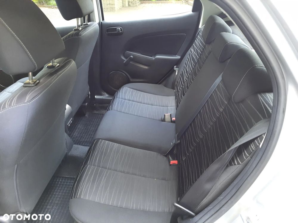 Mazda 2 1.3 Dynamic - 12